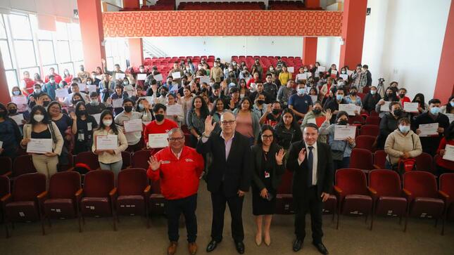 MTPE clausura cursos de capacitación del Programa Nacional para la Empleabilidad (PNPE)