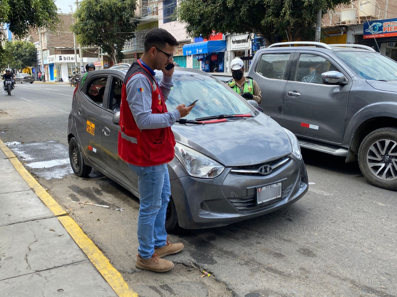 El Servicio de Administración Tributaria de Piura (SAT Piura) internó en su cochera dieciséis vehículos, cuyos propietarios mantienen deudas tributarias y no tributarias en ejecución coactiva.
