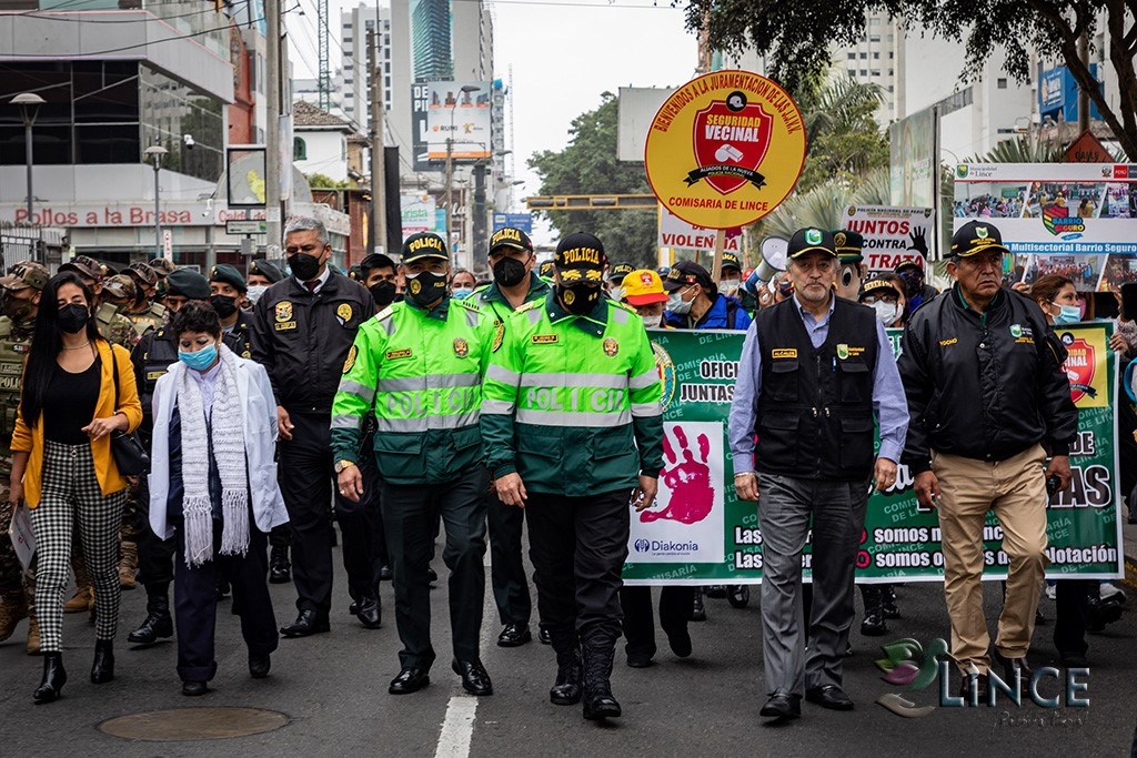 Lince: PNP refuerza seguridad en calles de la jurisdicción