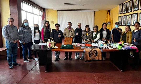 Nuevos artesanos de la provincia de Barranca inscritos al registro nacional del artesano