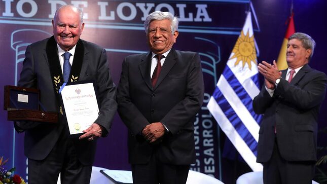 Alcalde Romero en ceremonia de reconocimiento a Enrique Iglesias, expresidente del BID