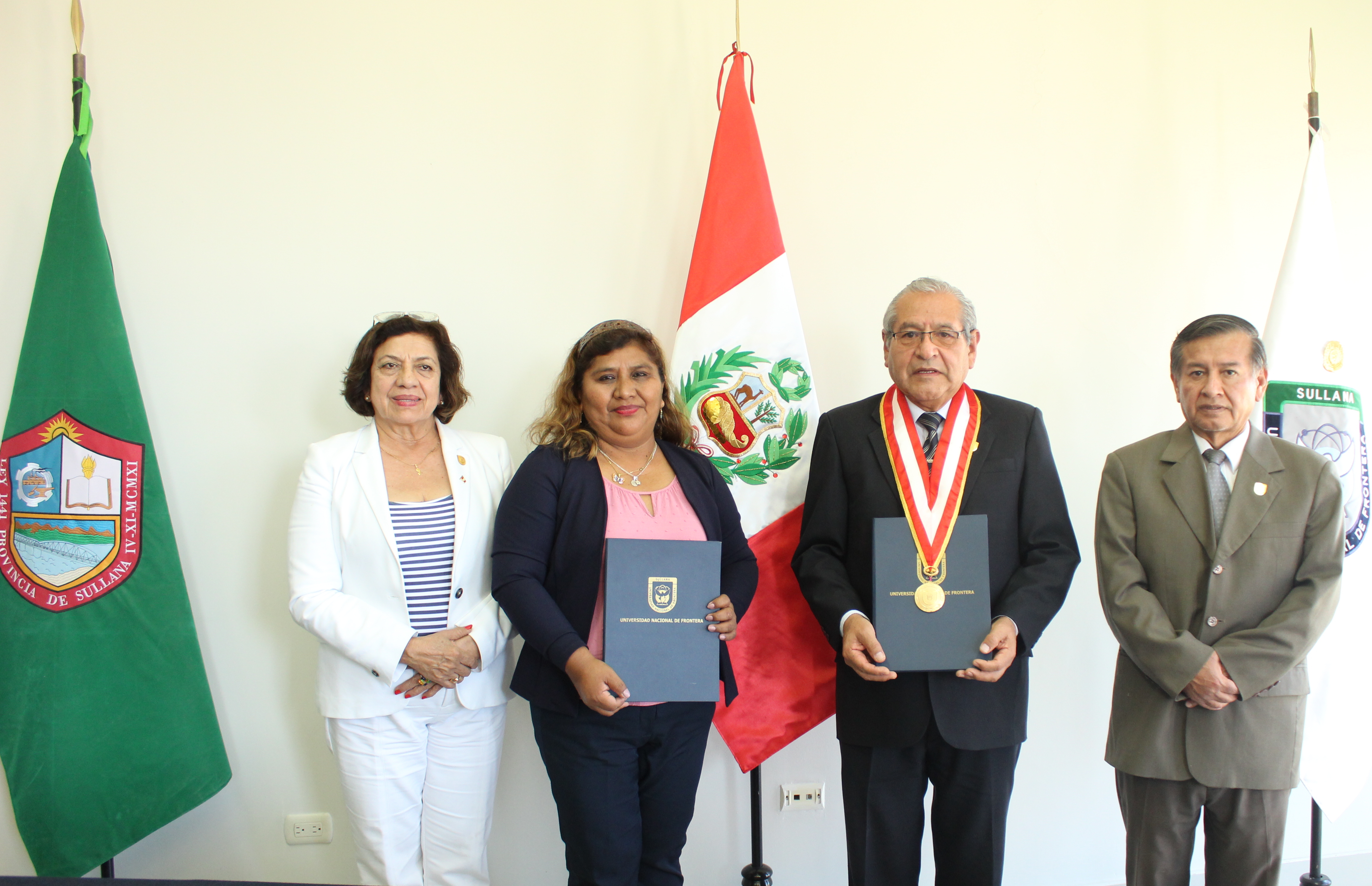 Autoridades de UNF