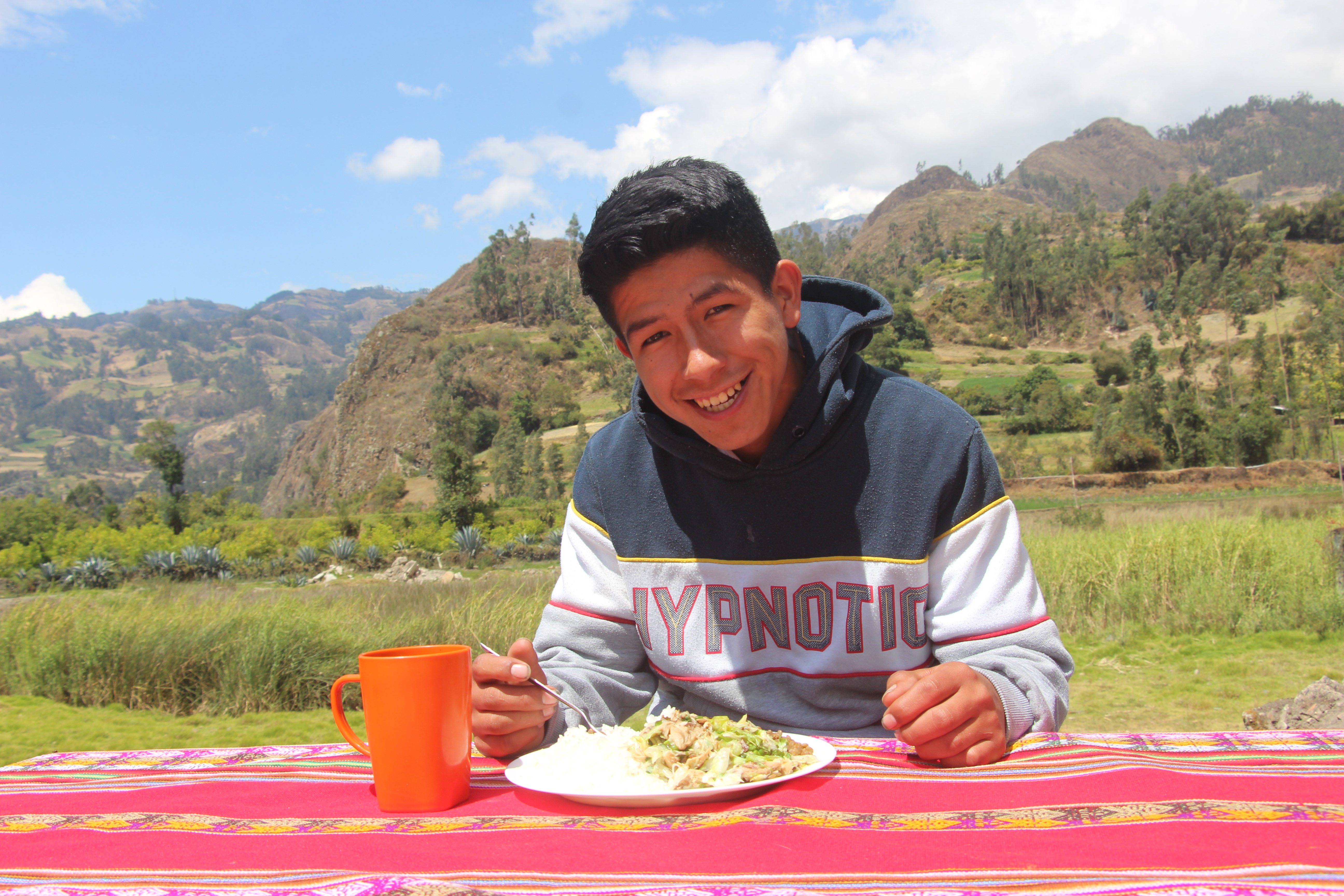 Servicio alimentario escolar de Qali Warma