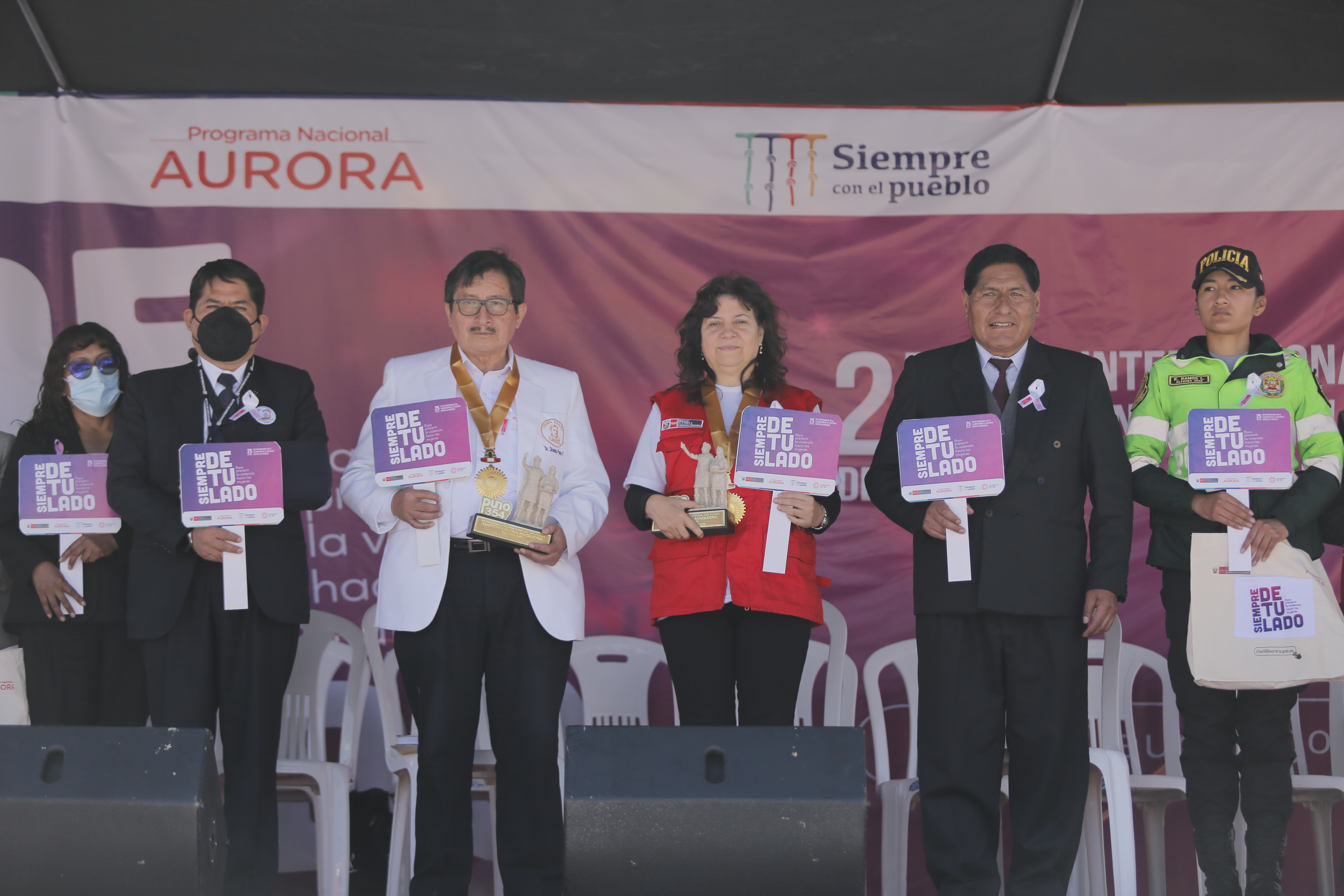 Viceministra Barbieri en lanzamiento de Campaña en Puno