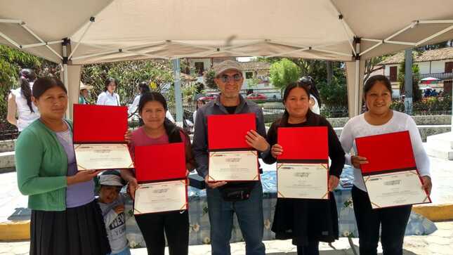 Reconocimiento a comités de gestión y consejos de vigilancia CAJAMARCA 