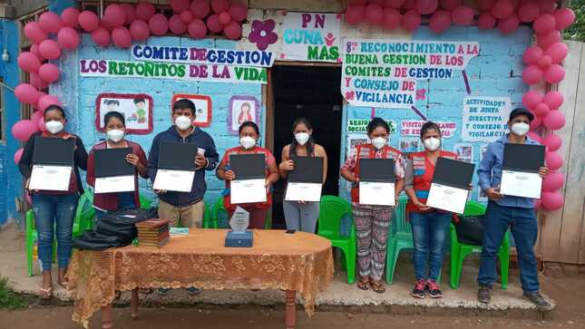 Reconocimiento a comités de gestión y consejos de vigilancia - LOS RETOÑITOS DE LA VIDA