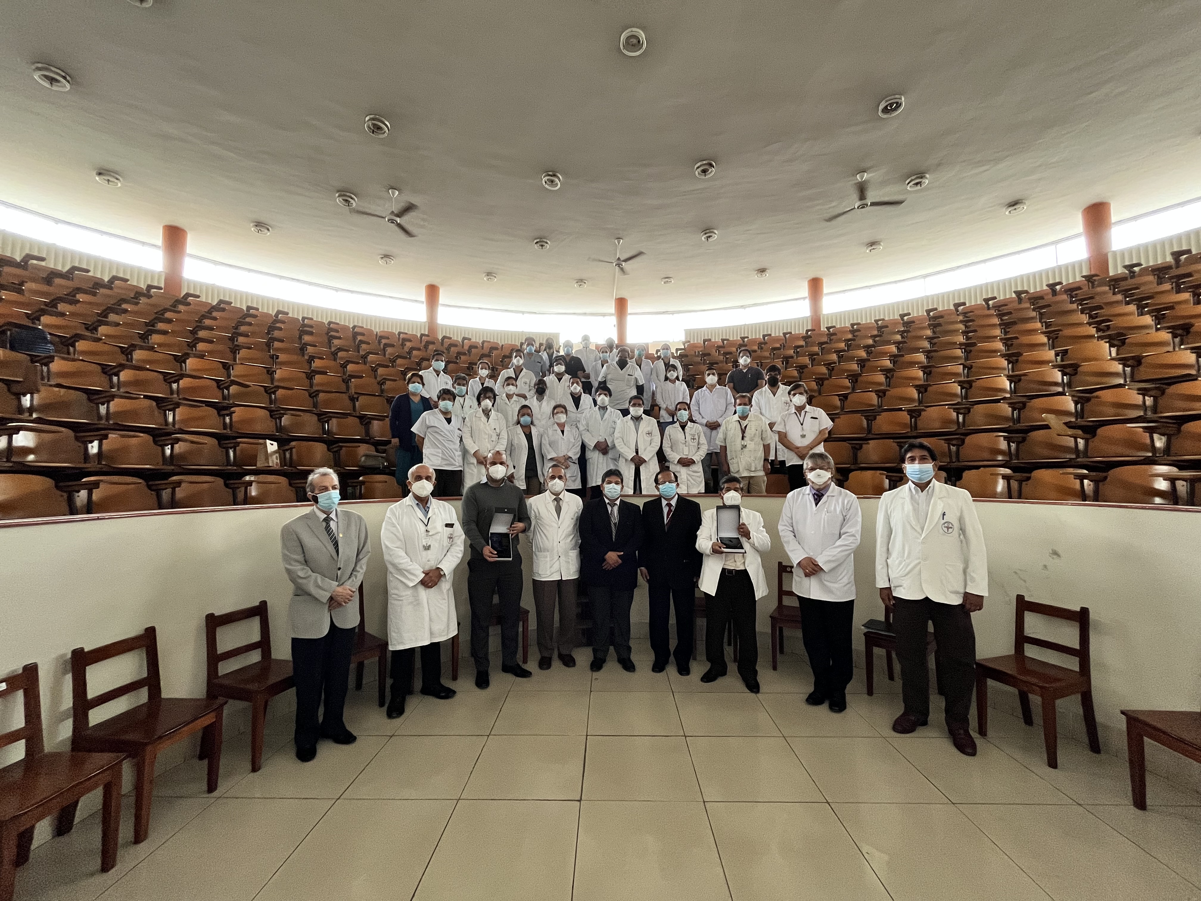 Hospital Loayza conmemoró Día del Internista Peruano