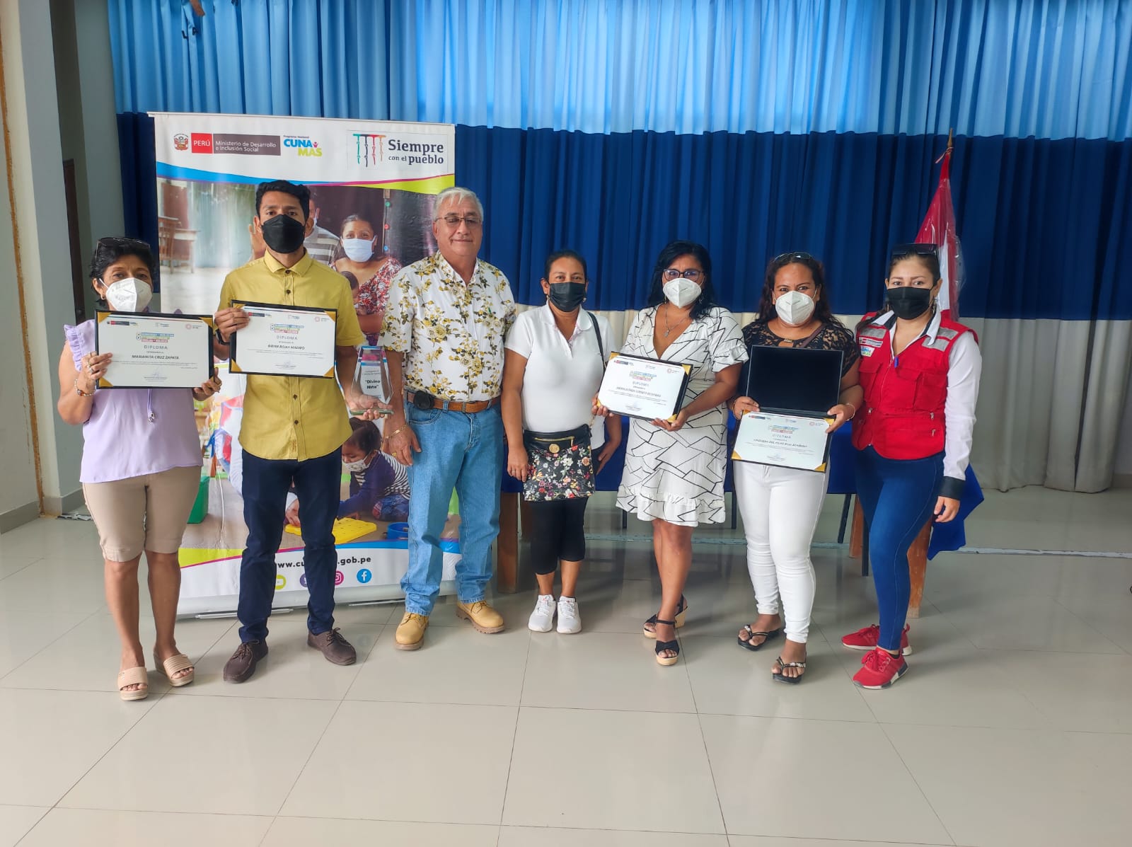 Reconocimiento a comités de gestión y consejos de vigilancia - DIVINO NIÑO