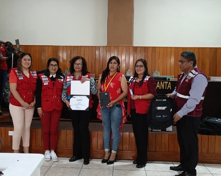Reconocimiento a comités de gestión y consejos de vigilancia