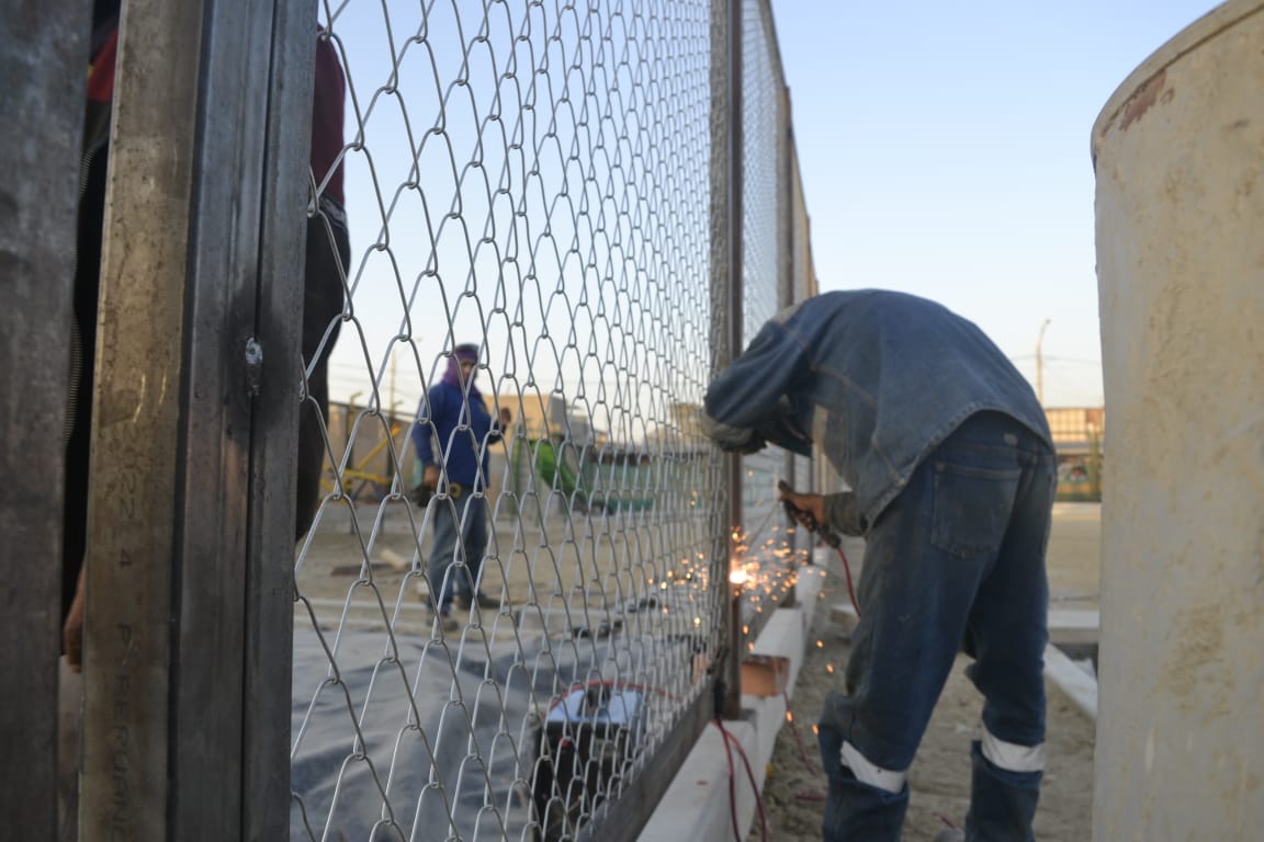 Gobierno Regional genera más de mil puestos de trabajo con construcción de polideportivos