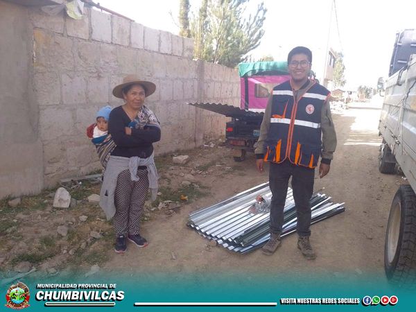 Municipalidad provincial de Chumbivilcas, entregó bienes de ayuda humanitaria a damnificados por incendios forestales