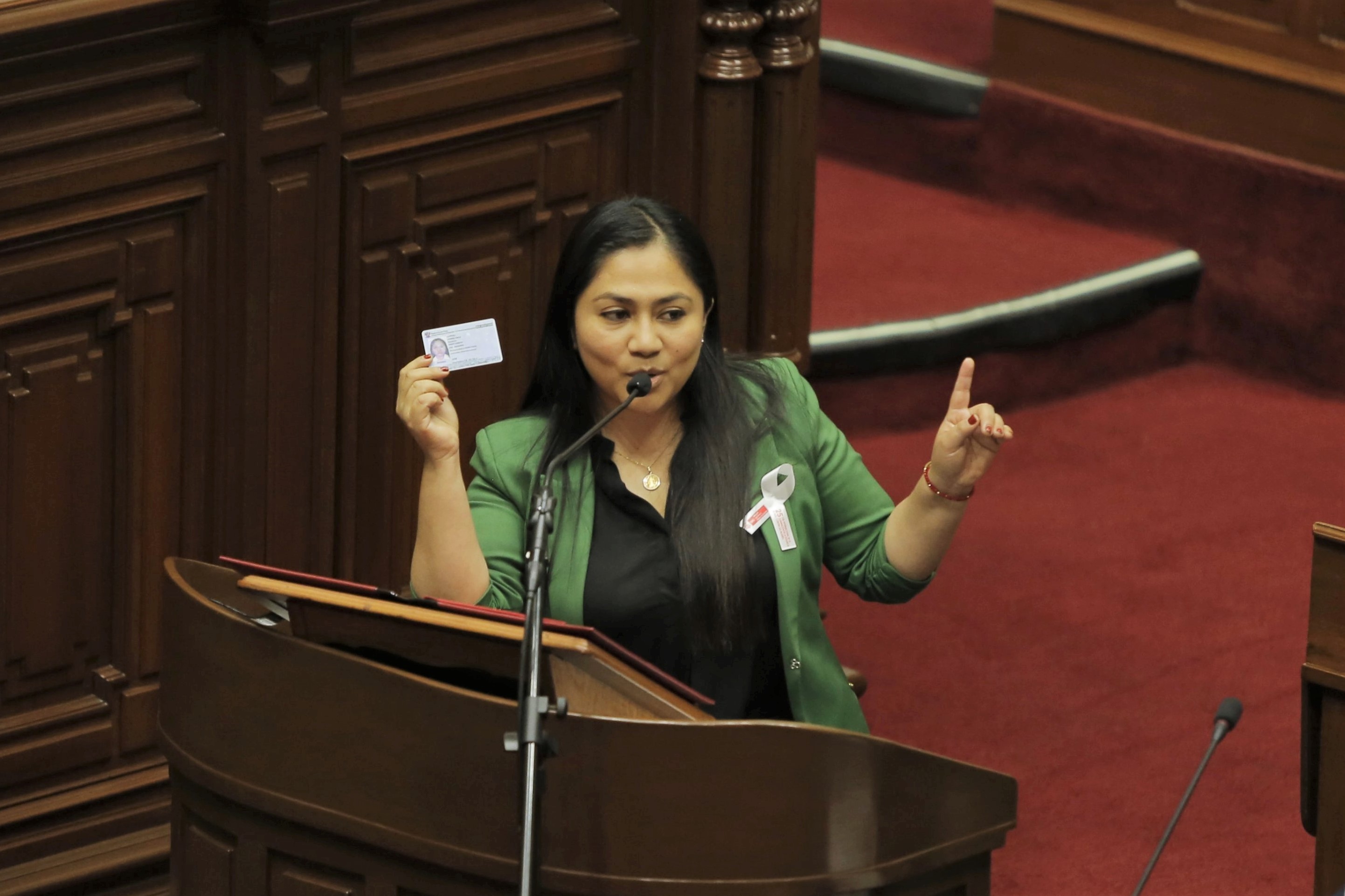 Ministra de la Mujer exhortó a la clase política a ayudar a mejorar la vida de las personas más vulnerables 