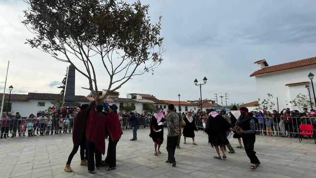 II Tarde Cultural: Chachapoyas manifestación viva, a través del arte