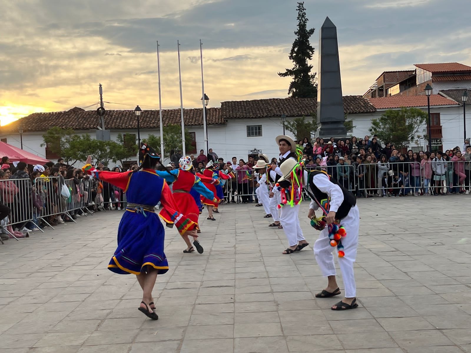 II Tarde Cultural: Chachapoyas manifestación viva, a través del arte