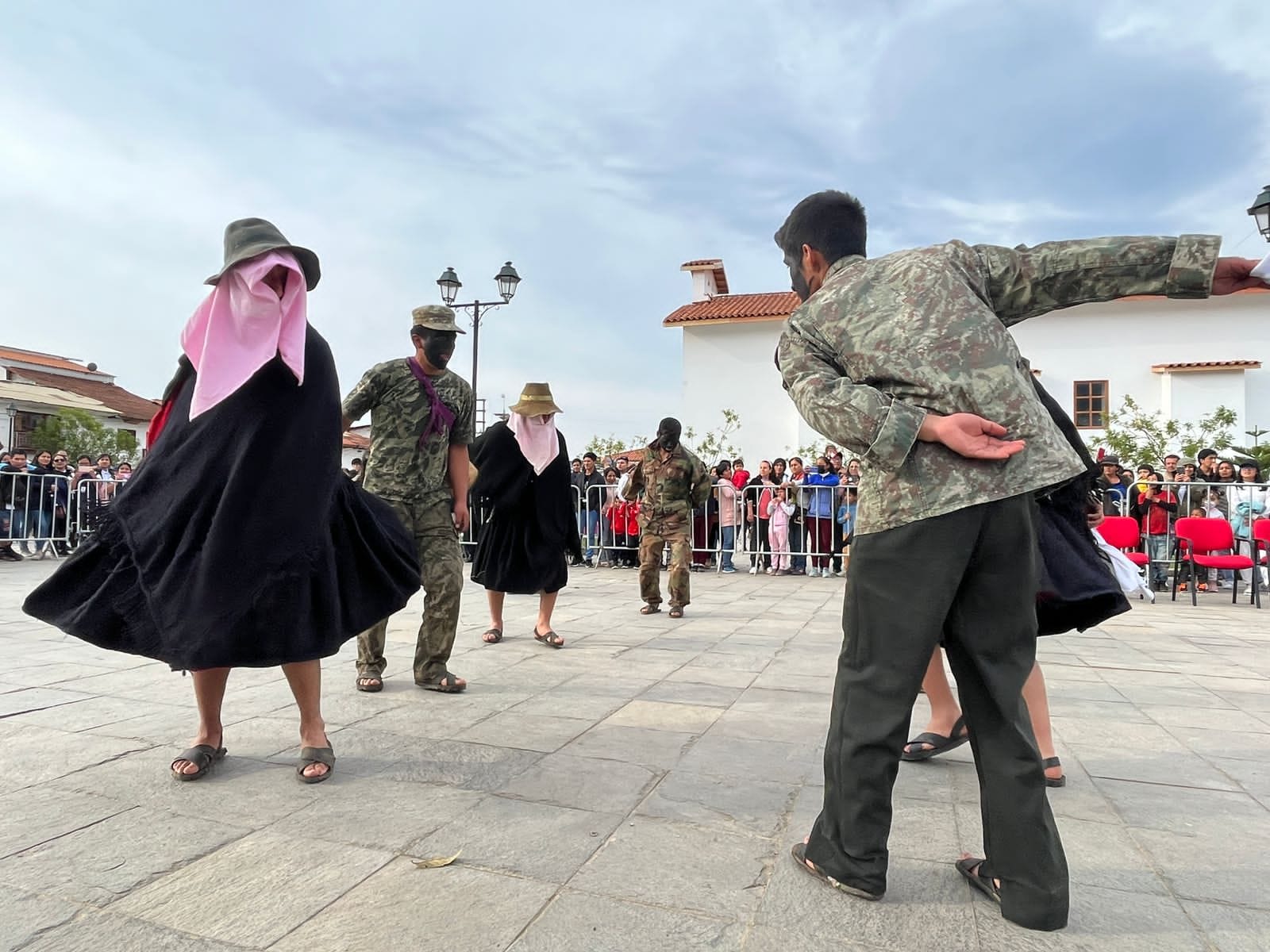 II Tarde Cultural: Chachapoyas manifestación viva, a través del arte