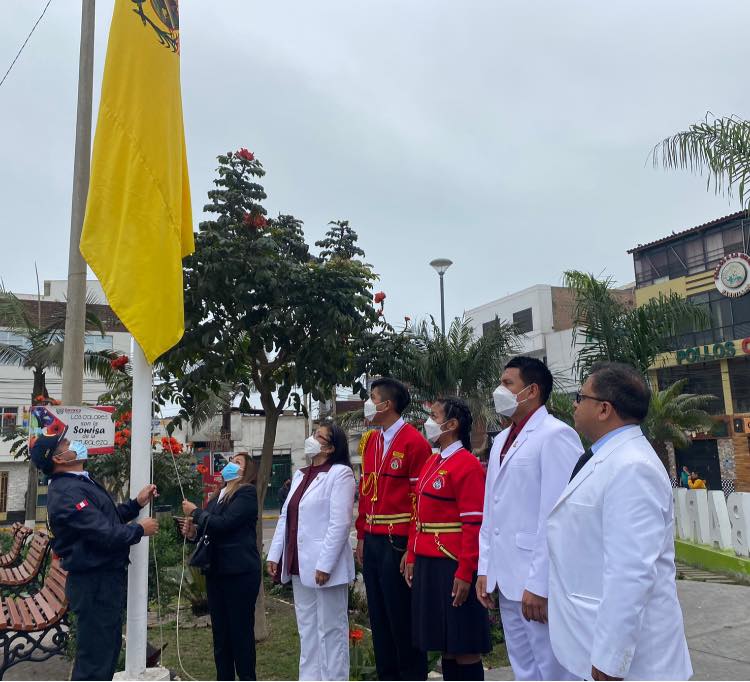 Ceremonia Protocolar de Izamiento del Pabellón Nacional