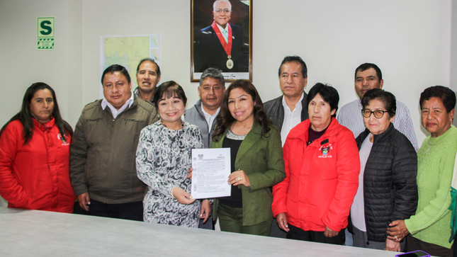 FIRMAN CONVENIO PARA EJECUTAR OBRAS POR MÁS DE 3 MILLONES DE SOLES EN ATAVILLOS ALTO