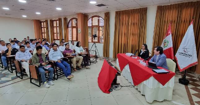 Contraloría informa a autoridades electas de Huánuco el estado de obras, inversiones y control gubernamental