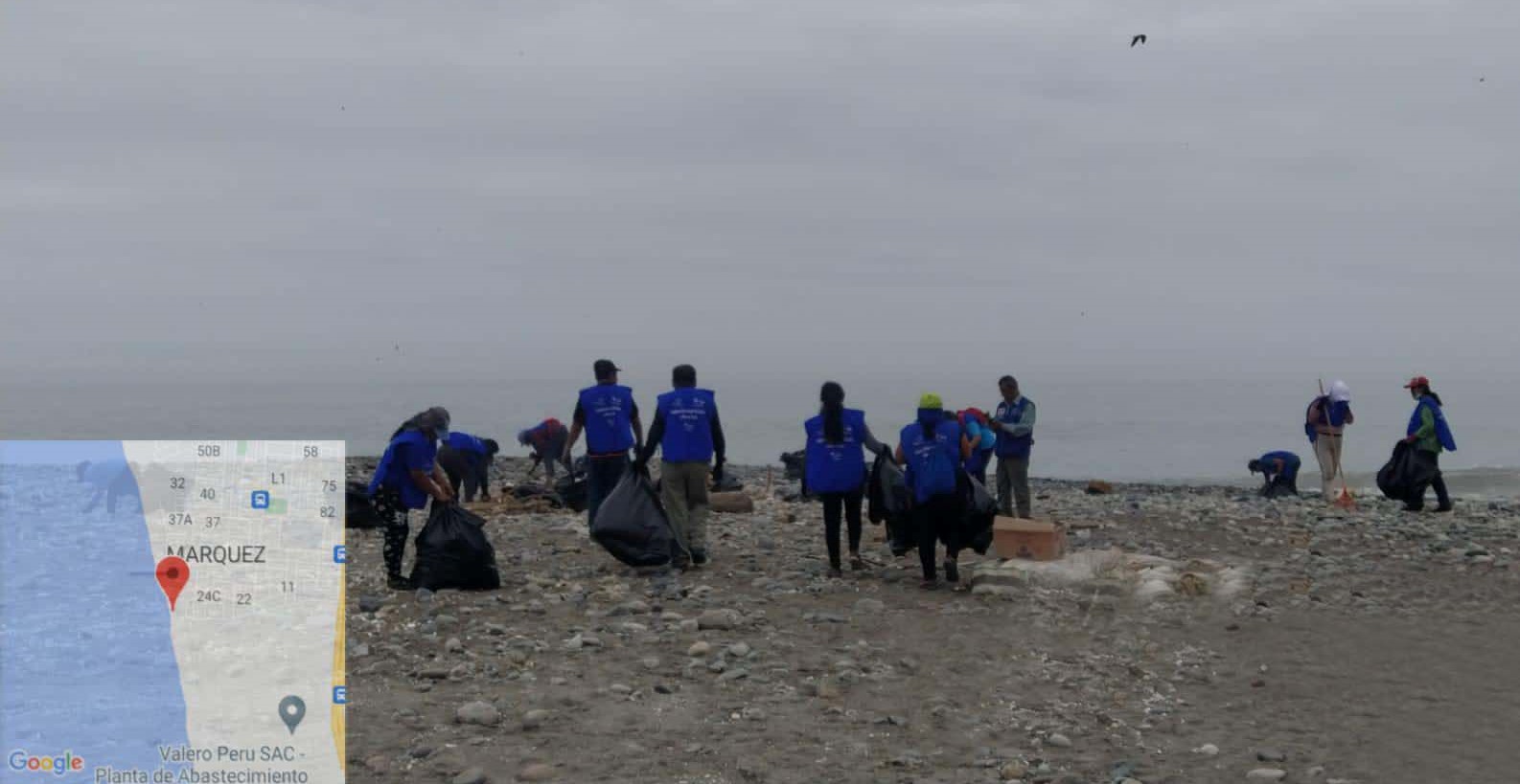 Toneladas de basura marina se recoge en playa Márquez