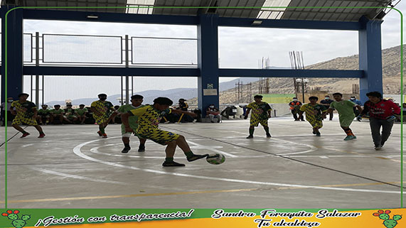 El día de ayer se desarrollo el Campeonato Ollerano Inter Escolar 2022 en presencia de la alcaldesa, la señora Sandra Foraquita Salazar.