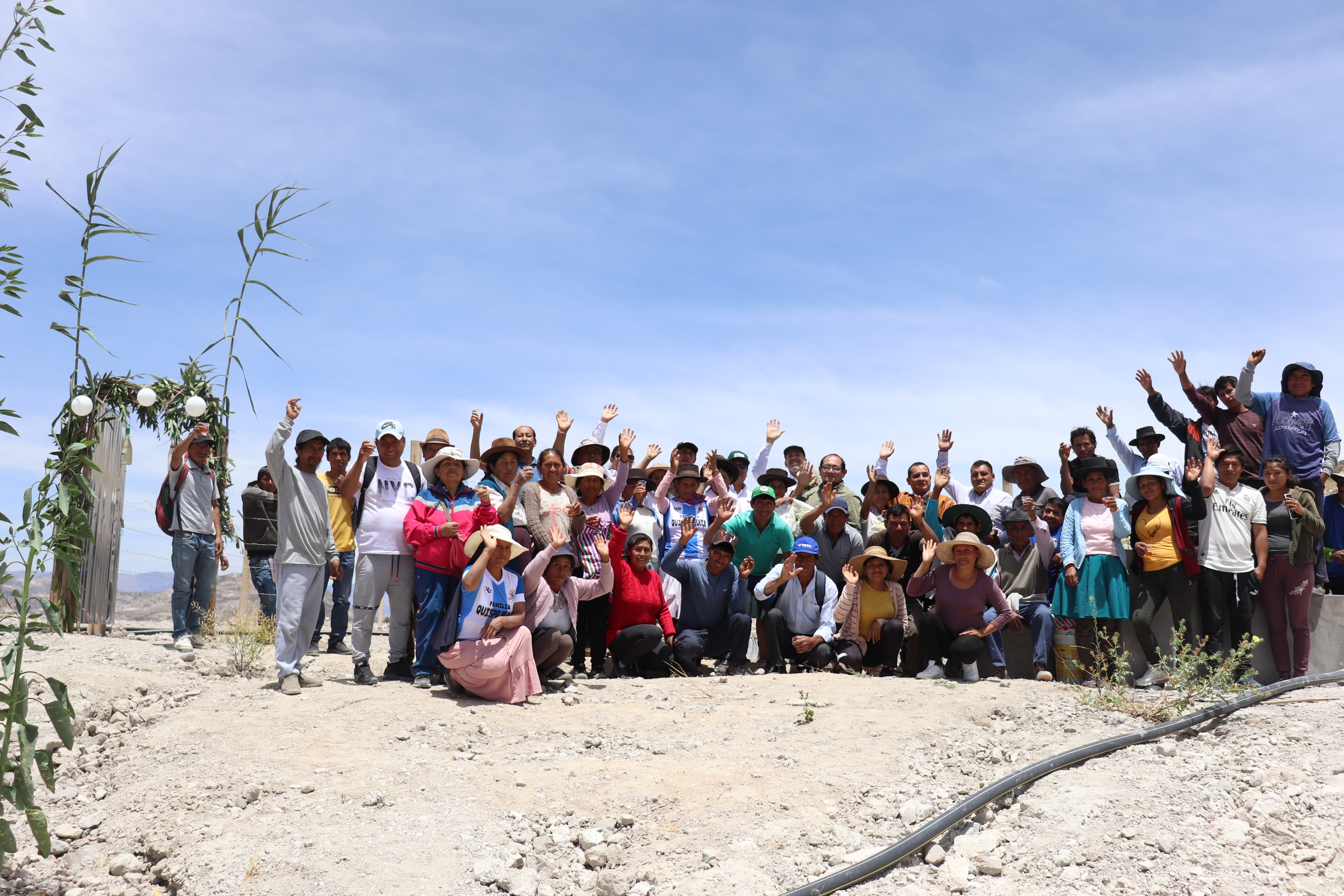 Inauguración del sistema de riego por aspersión Los Tres Valles de Tambillo.