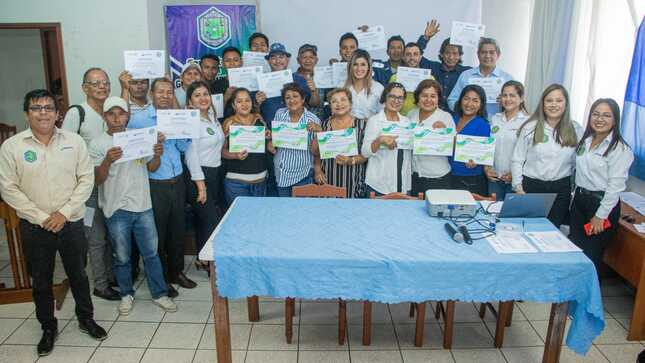 Gorel Entregó Certificados De Capacitación A Emprendedores Loretanos