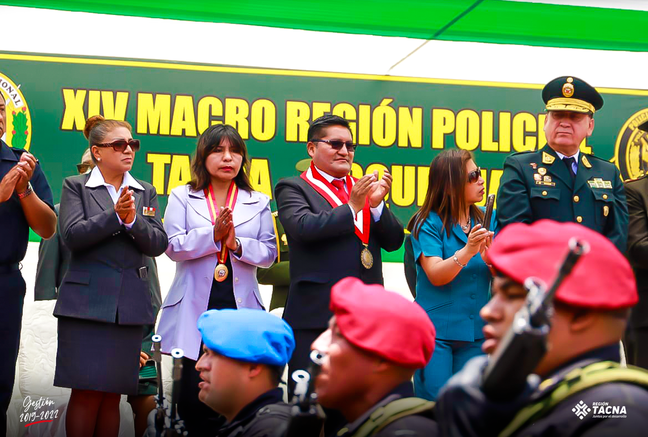 Actos protocolares fueron en el Paseo Cívico. 