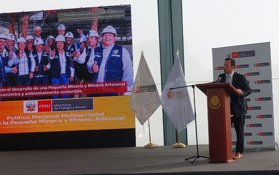 Presidente del Ceplan en lanzamiento de la Primera Política Nacional Multisectorial de la Pequeña Minería y Minería Artesanal al 2030