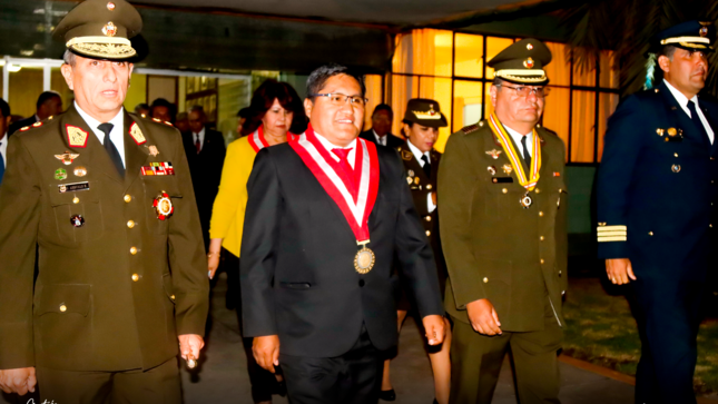 Junto a autoridades, integran la CORAPREC