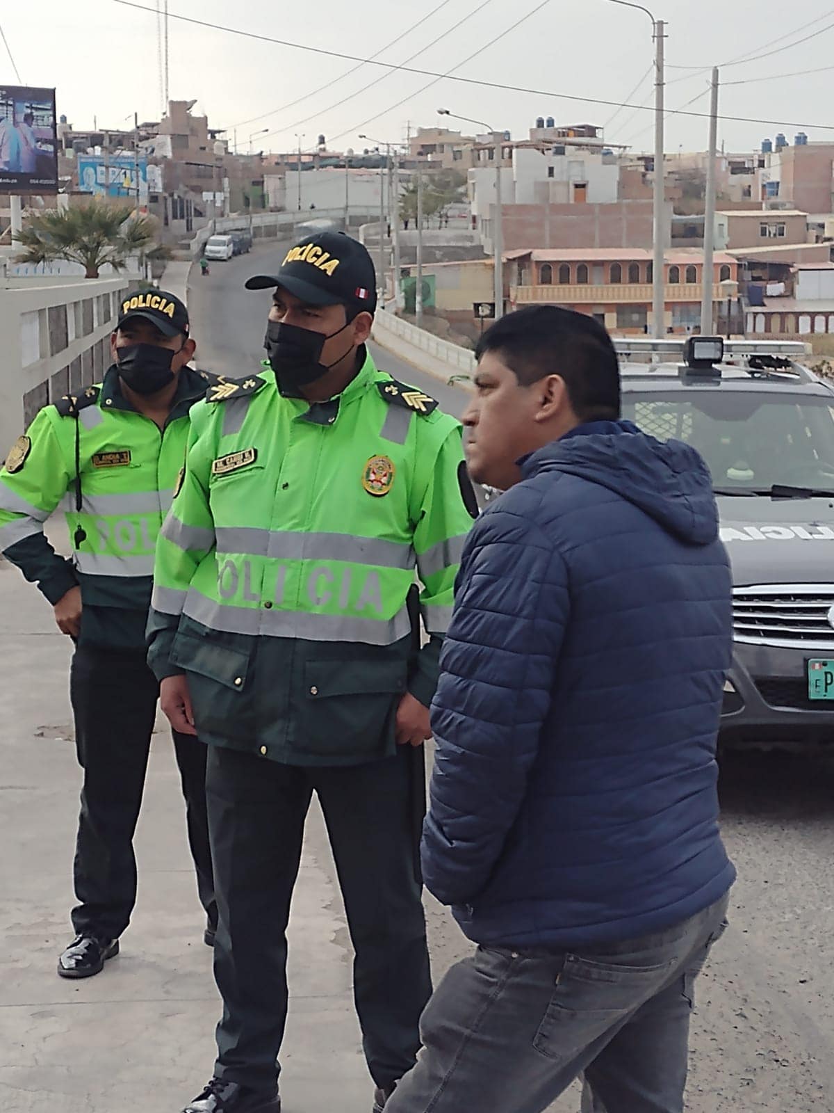 Fotografía de policías