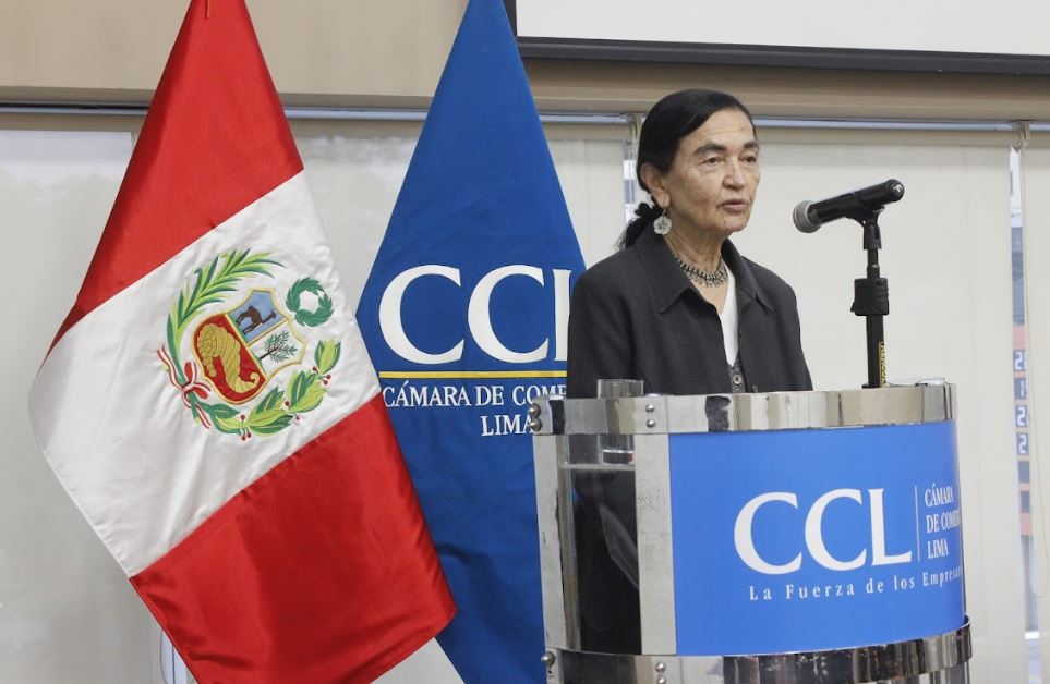 Gremio de Turismo entrega reconocimiento a la doctora Ruth Shady