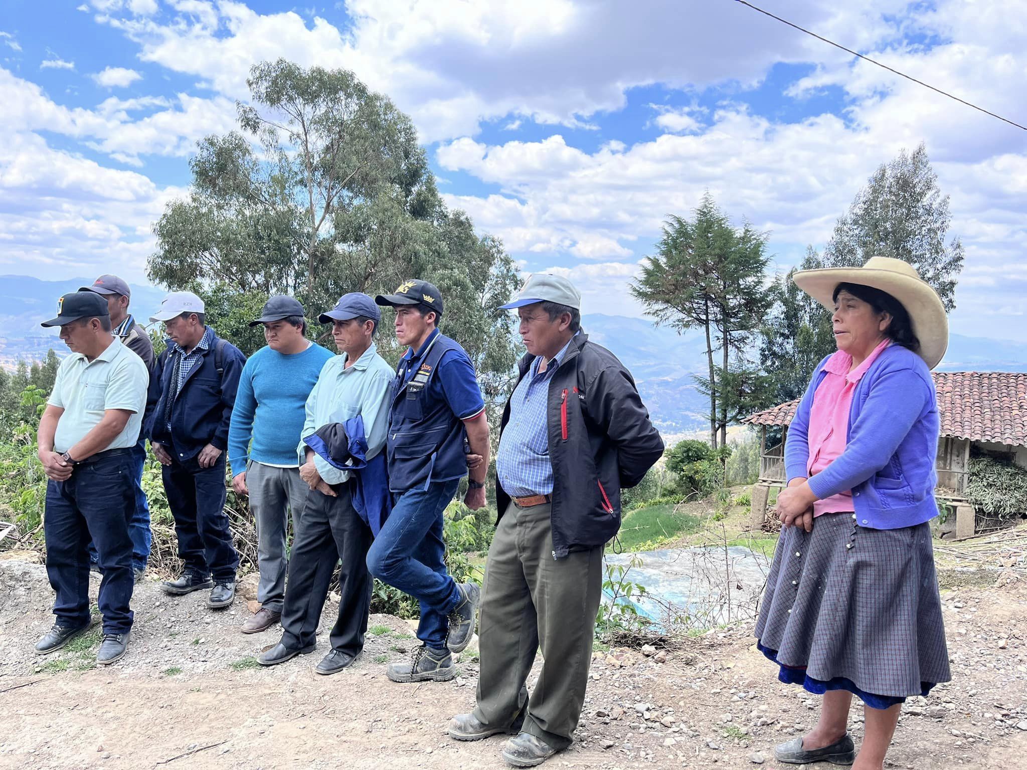 Apertura de cerca de tres kilómetros de carretera en la localidad de Chillacanday. 