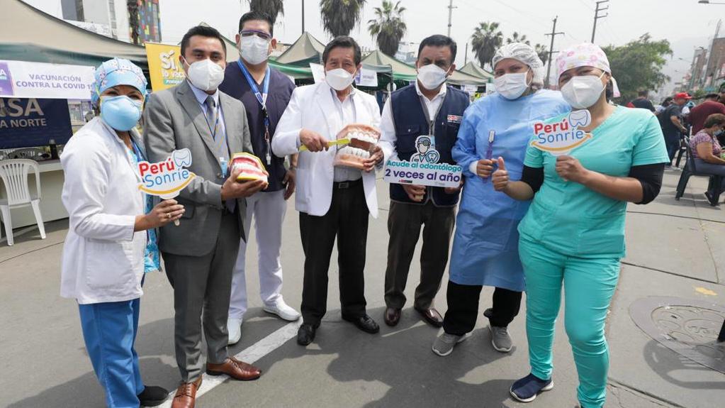 Más de 1450 adultos mayores son beneficiados con prótesis dentales