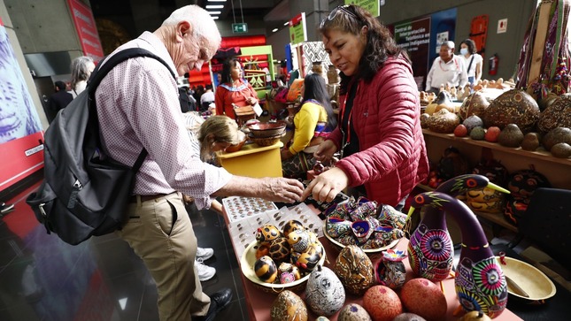 Ministerio de Cultura inauguró edición de diciembre de “Ruraq maki, hecho a mano. Nuestra Cultura es el mejor regalo”