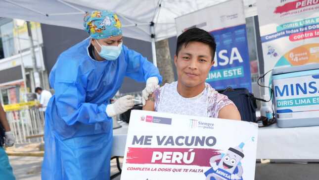 Se han instalado puntos itinerantes y las brigadas de vacunación se desplazan en todo el país para proteger a la población
