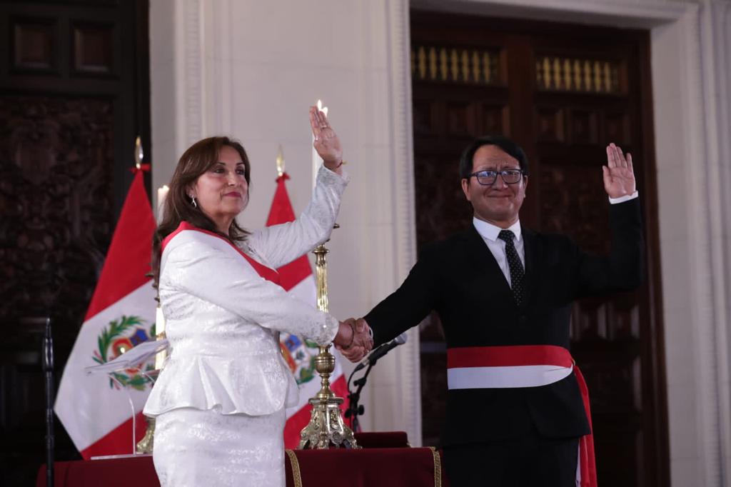 Jair Pérez Brañez juramenta como ministro de Cultura