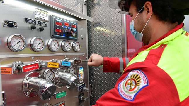 Navidad y Año Nuevo: evite incendios y accidentes de tránsito con estos consejos de los bomberos
