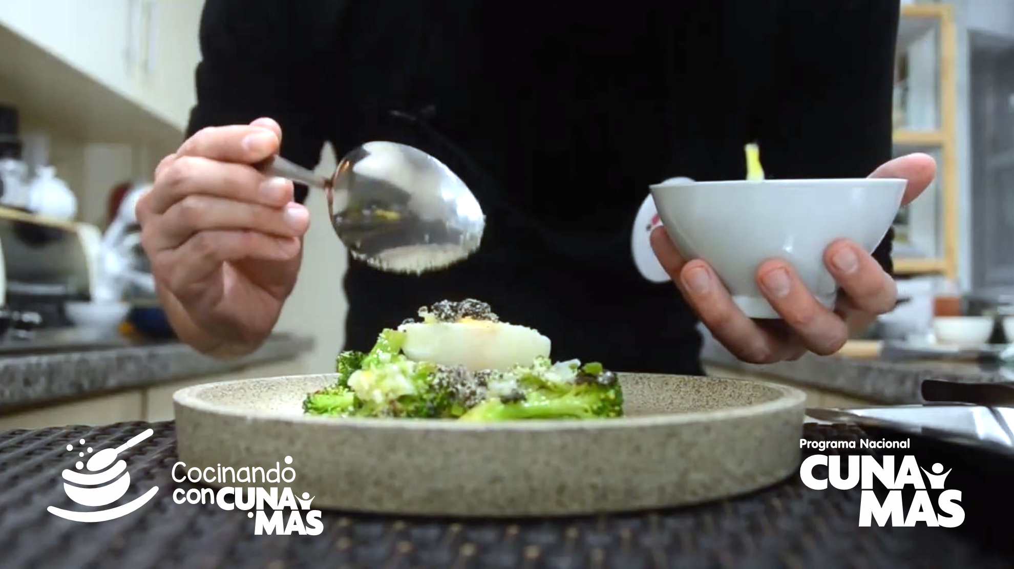 Cocinando con Cuna Más - Brócoli chifero