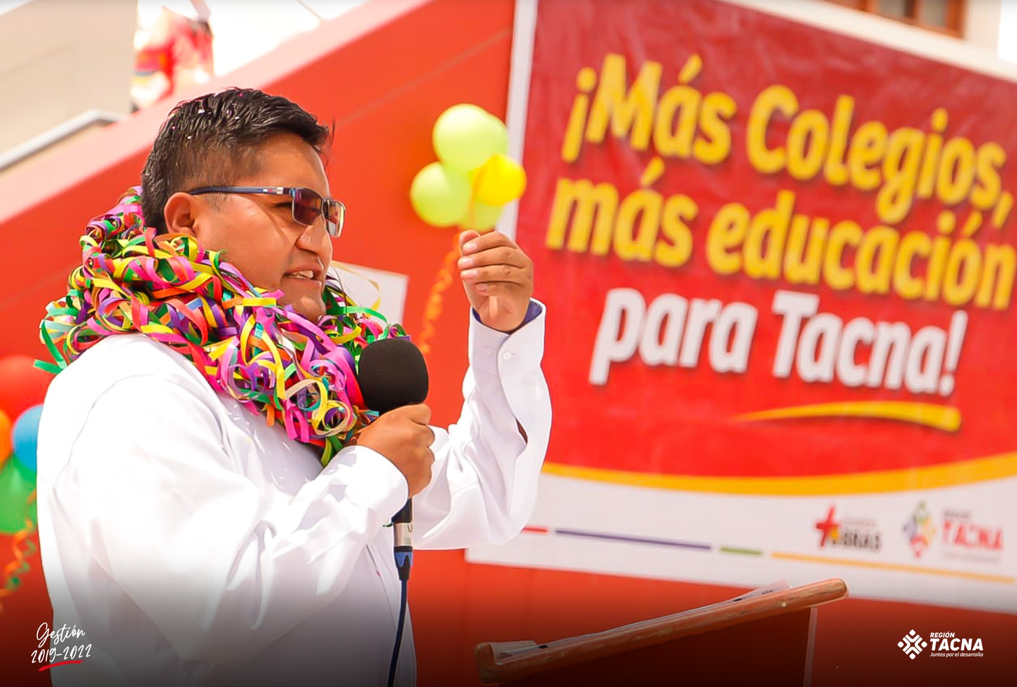 Más educación Viñani.