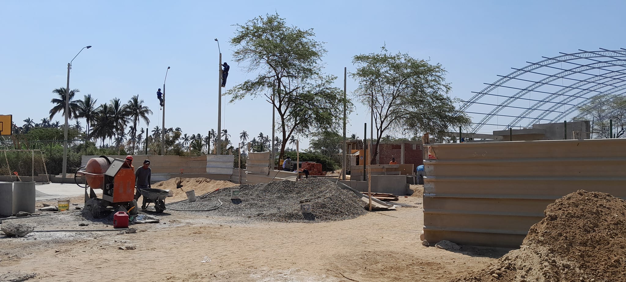 Alcalde del distrito de Salitral, supervisó avances de obra en el Caserío de Miraflores