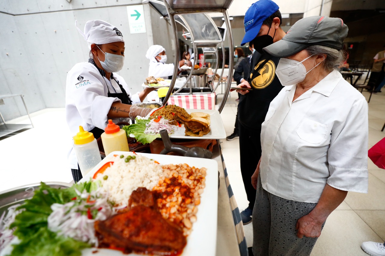 Comida típica y lo mejor de la gastronomía peruana en Ruraq maki 2022