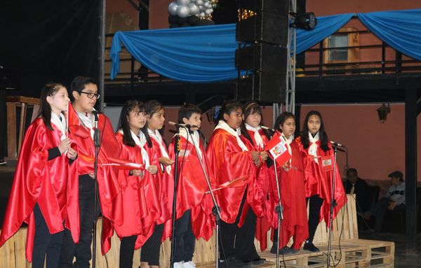 Presentación del Coro Voces Unidas de Barranca