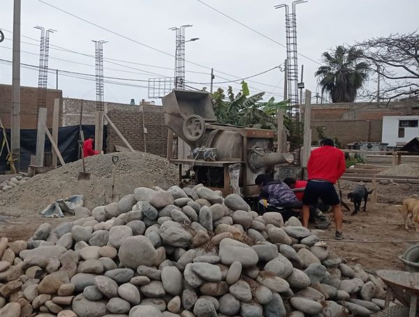 Municipalidad realiza construcción de lavaderos y revisiones técnicas para vehículos municipales