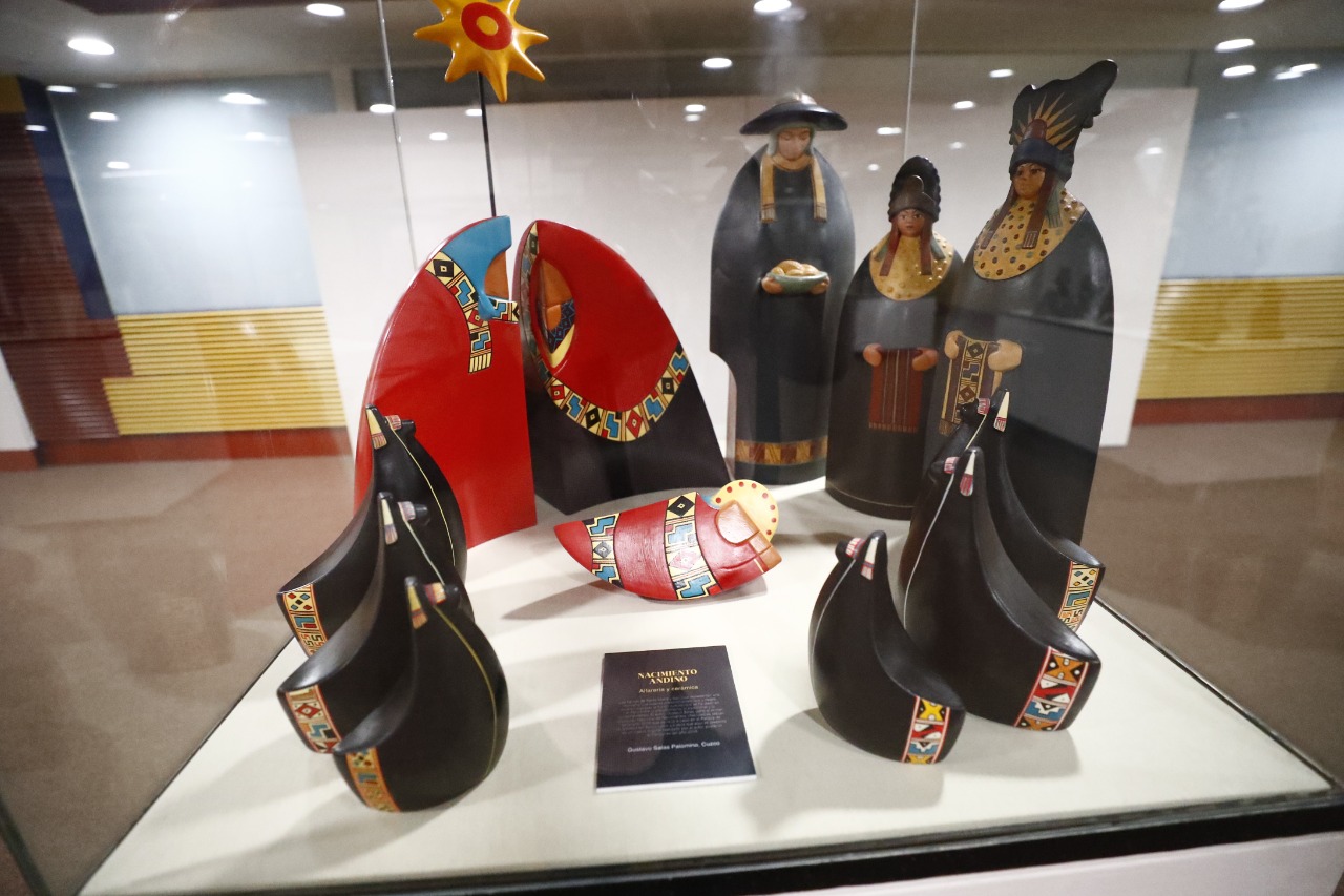 Ruraq maki: Ganador de Concurso Nacional de Nacimientos presenta lo mejor de su arte tallado en piedra
