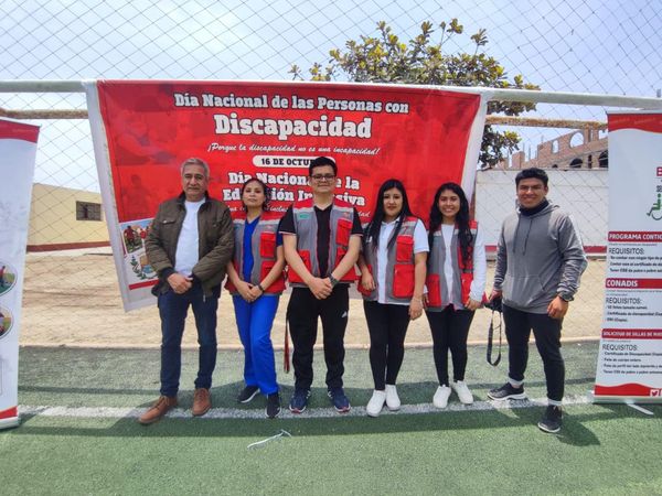 Alcalde saluda a lo integrantes de la Omaped en su día