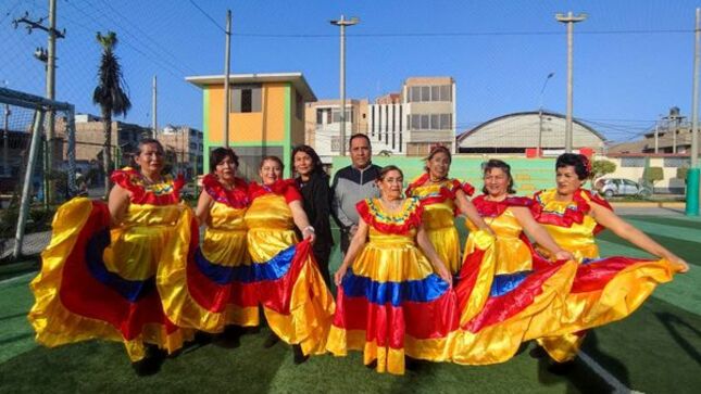Baileton del Ciam en el marco del 38° aniversario  de la provincia de Barranca.