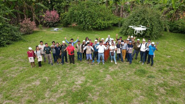 Manejo de drones en Ucayali