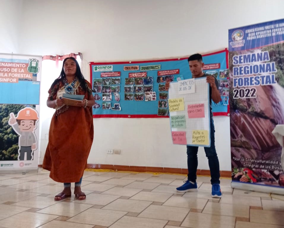 Taller con Mochila Forestal en Ucayali.