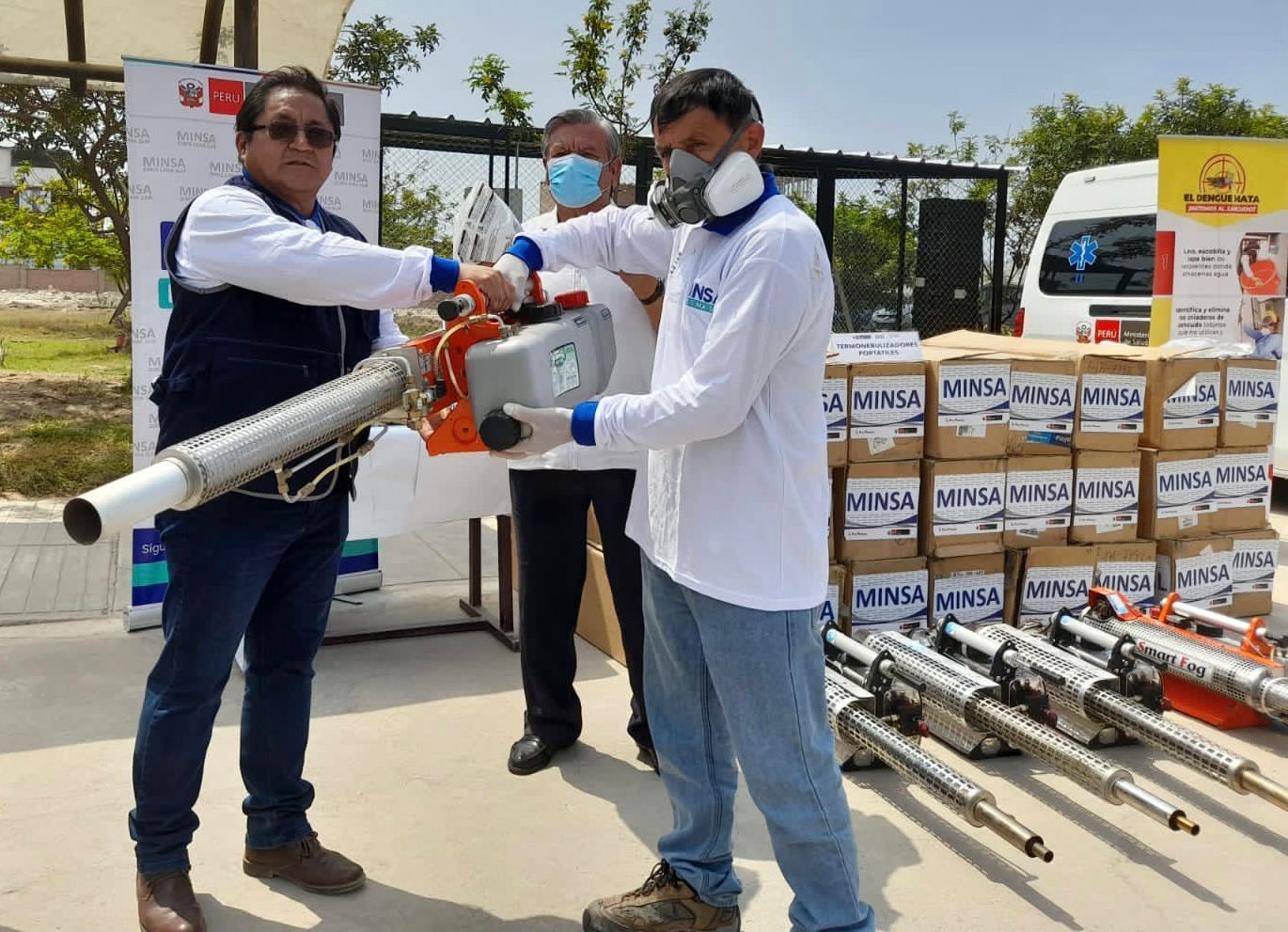 Equipos de Salud Ambiental se fortalecen con termonebulizadores portátiles para la prevención del dengue