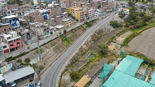 “Reconstrucción de pistas y veredas"